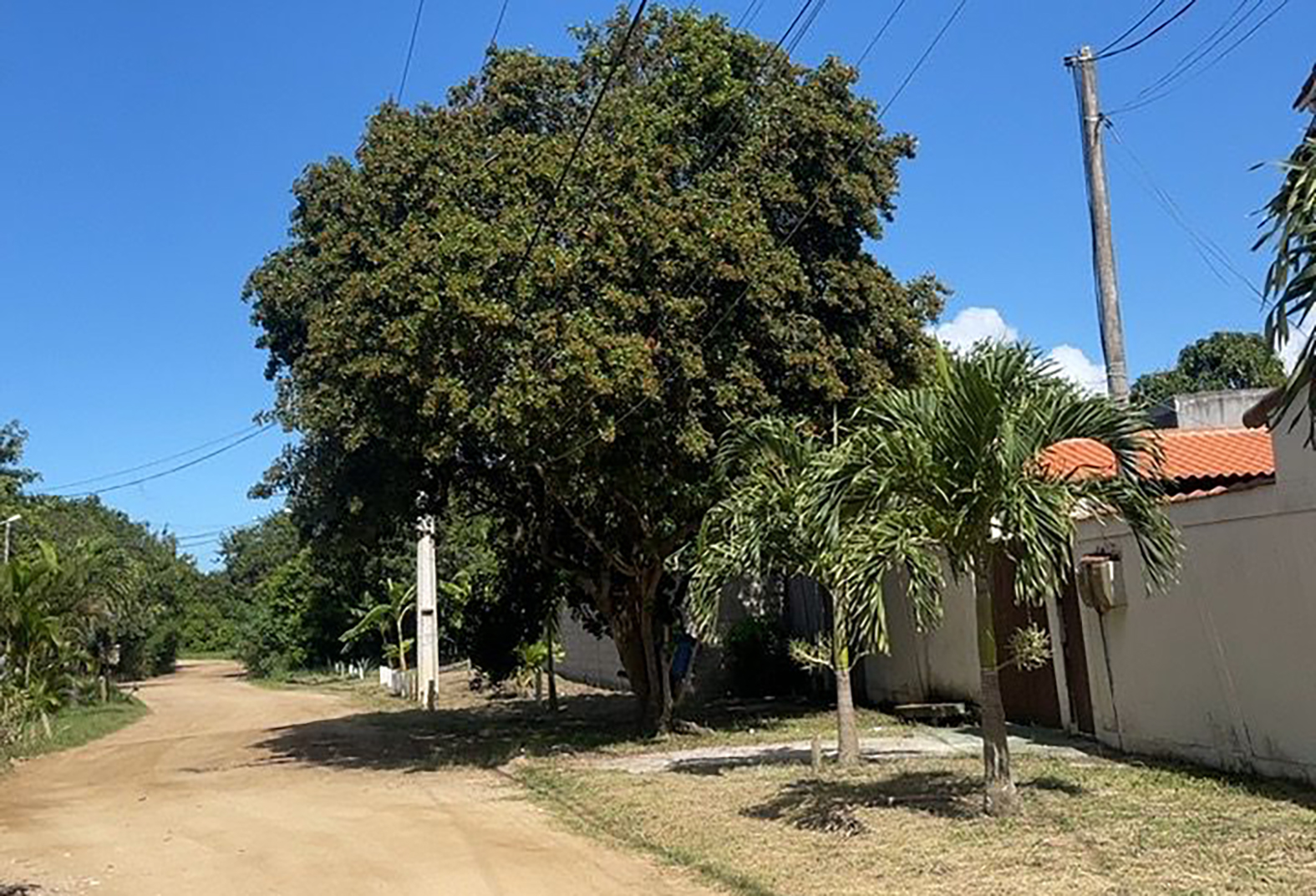 Pontal do Peró, em Cabo Frio, passa por avaliação técnica para evitar riscos com rede elétrica