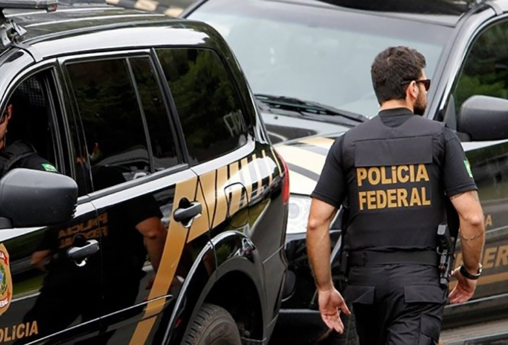 Ação da Polícia Federal resulta na prisão de foragido em Campos