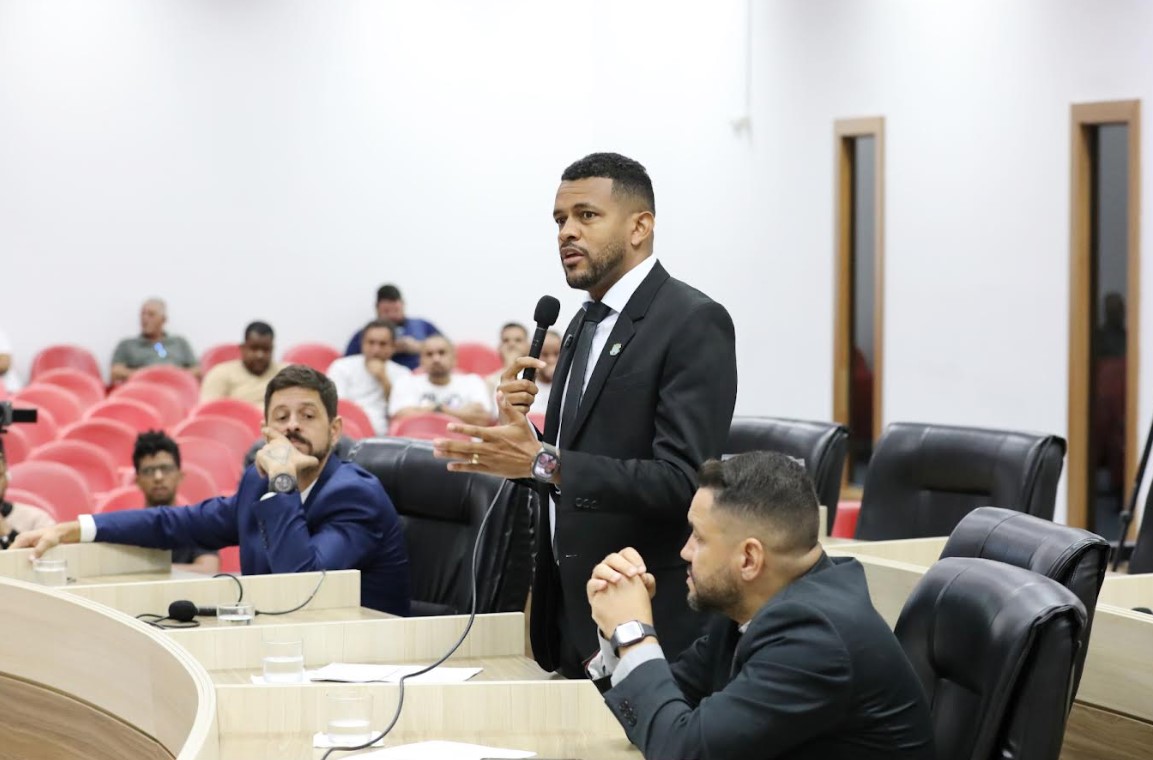 Empregabilidade e qualidade de vida dos servidores são debatidas na Câmara de Macaé