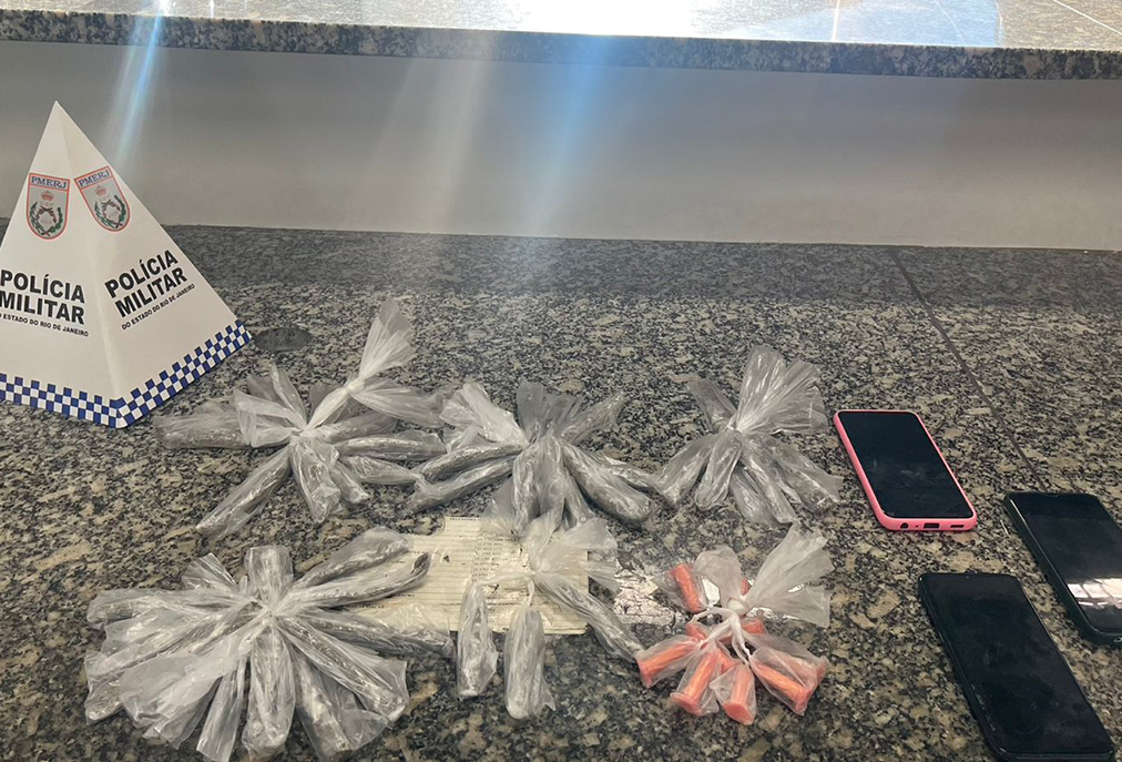 Polícia Militar deteve três pessoas em Macaé por envolvimento com o tráfico