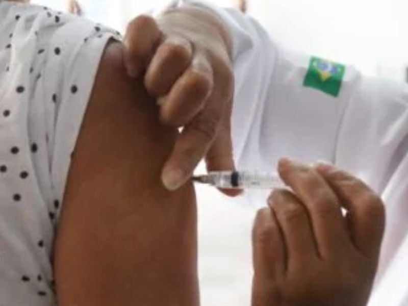 Rio das Ostras abre vacinação contra influenza para público geral a partir de segunda, 26