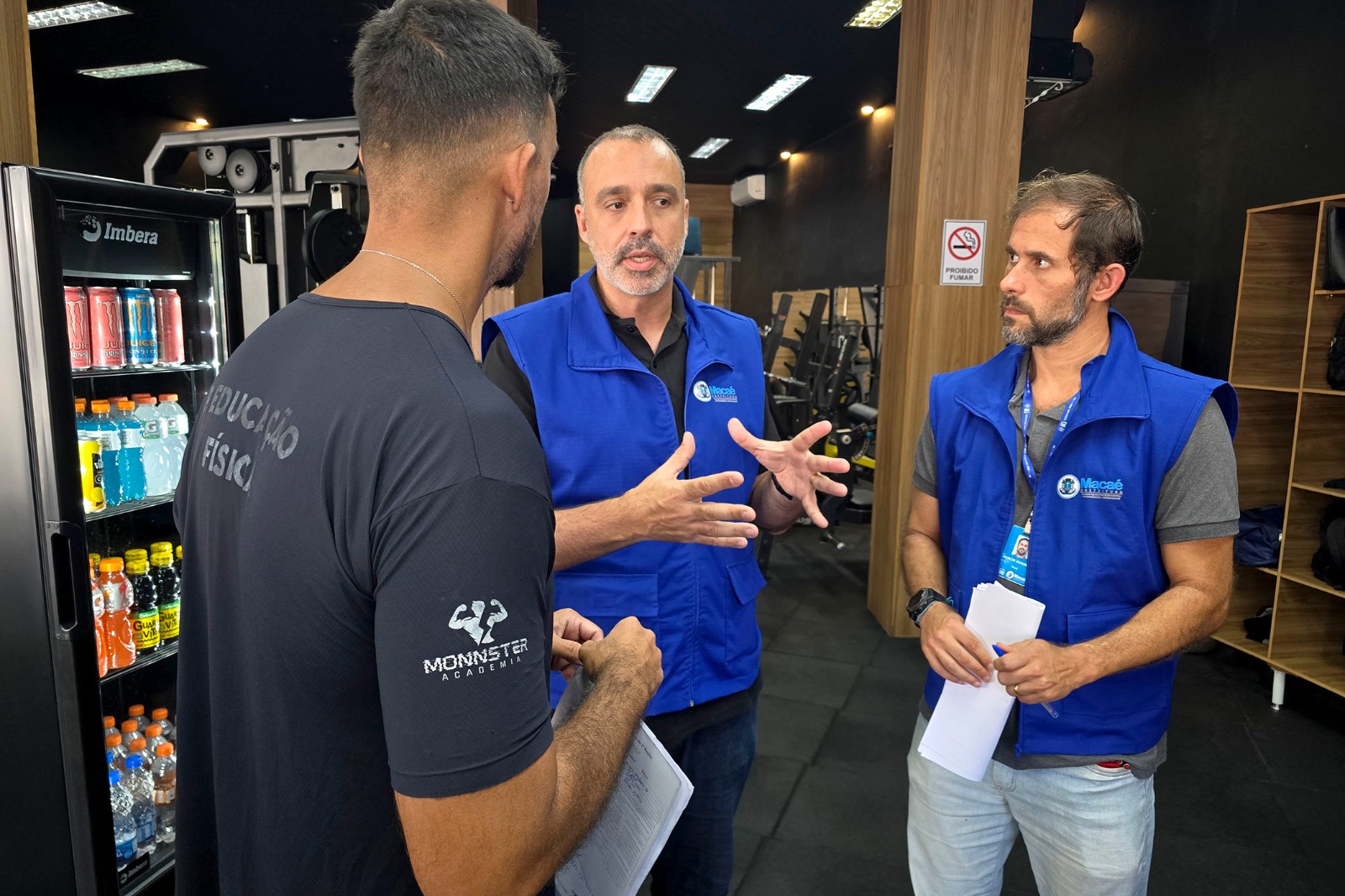 Academias são notificadas por exercício ilegal e descumprimento de normas legais em Macaé