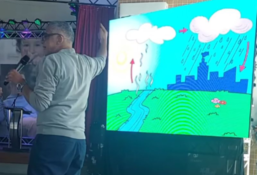 Evento reforça importância da inclusão nas escolas municipais de Araruama