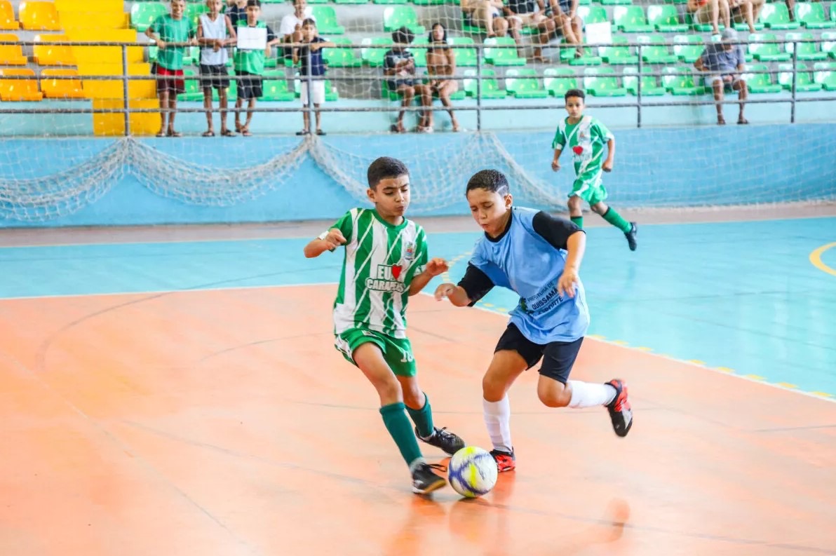 Carapebus levanta taças nas categorias Sub-11 e Sub-13 do Rio Open de Futsal