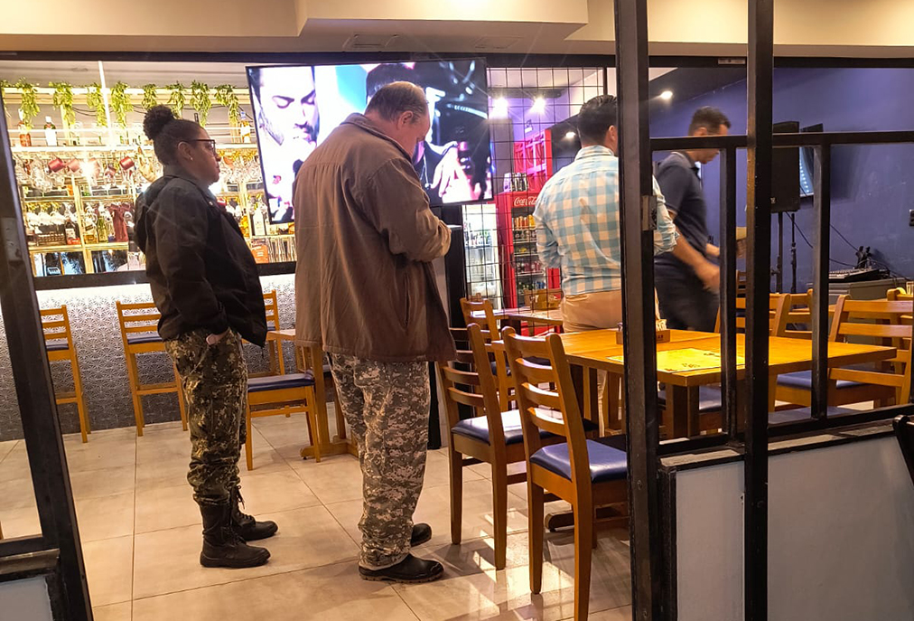 Bares que desrespeitam limite de som e horário são alvos de operação em Cabo Frio