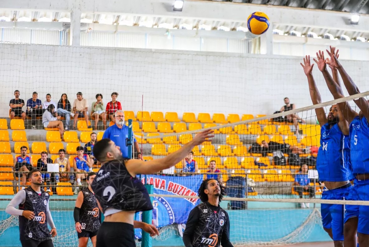 Quissamã brilha em quadra e termina a Copa de Vôlei como vice-campeã