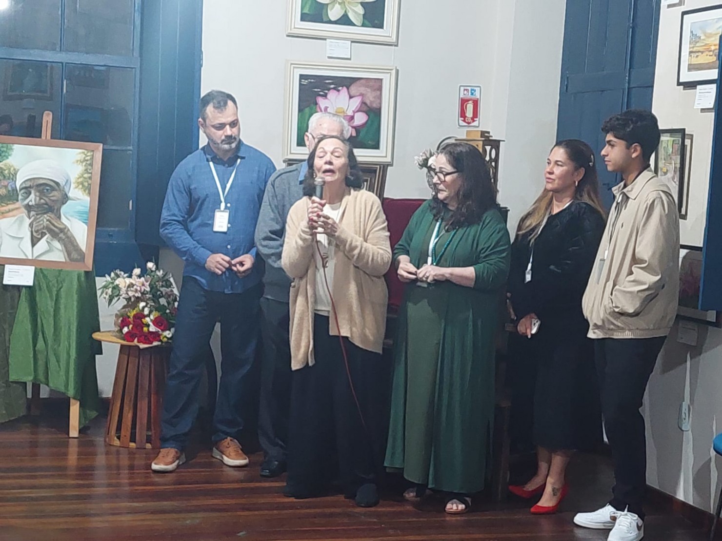 Araruama tem exposição de artista local com 8 décadas de vida e 5 de trajetória artística