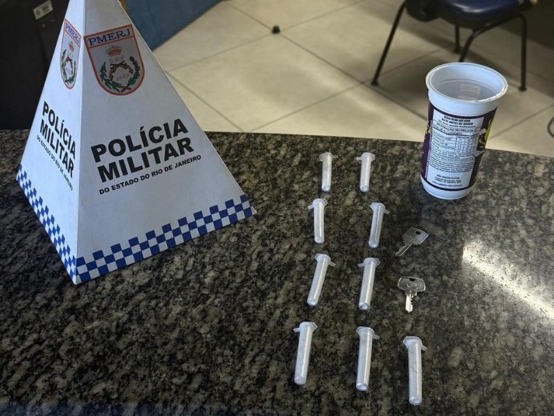 Ação do 32º BPM apreende 6 adolescentes por tráfico em Rio das Ostras