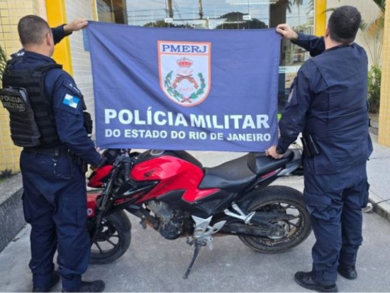 Ação da PM em Silva Jardim recupera moto roubada depois de troca de tiros com traficante