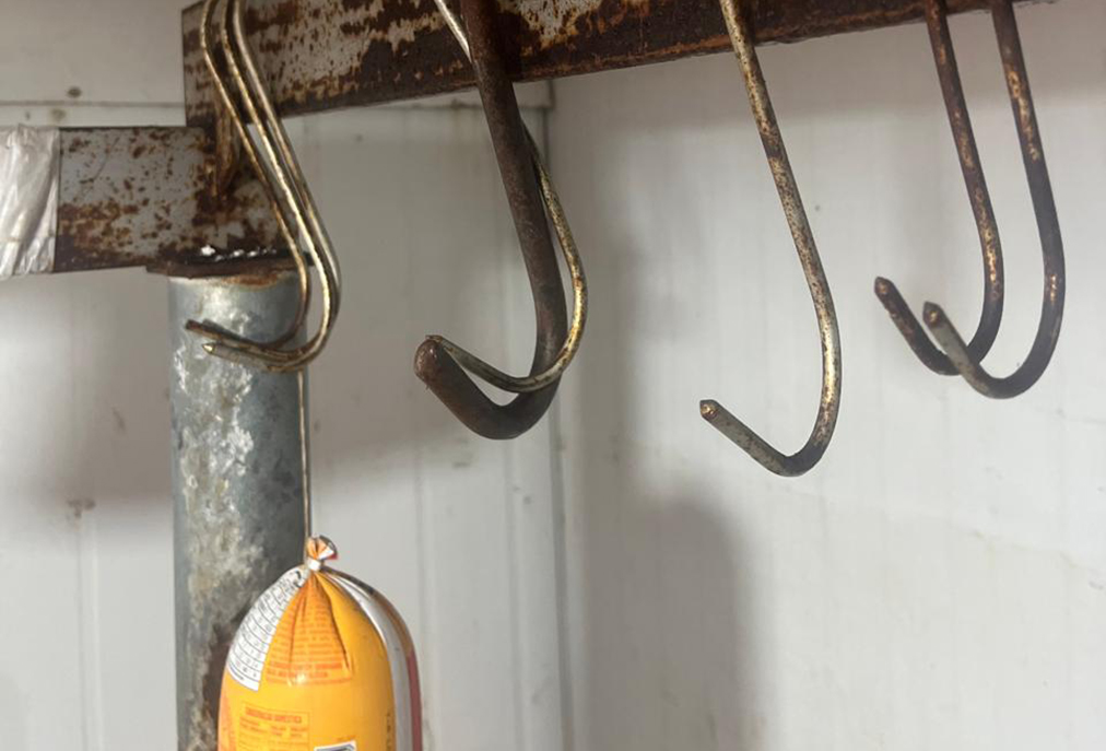 Cabo Frio reforça fiscalização e fecha supermercado no Jardim Esperança