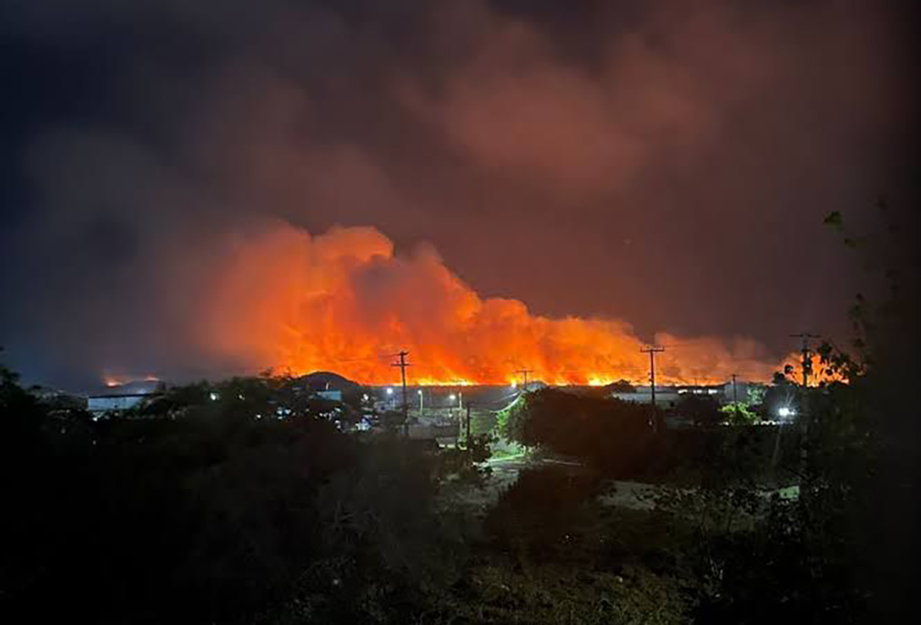 Estiagem e ventos elevam perigo de queimadas no município de Cabo Frio