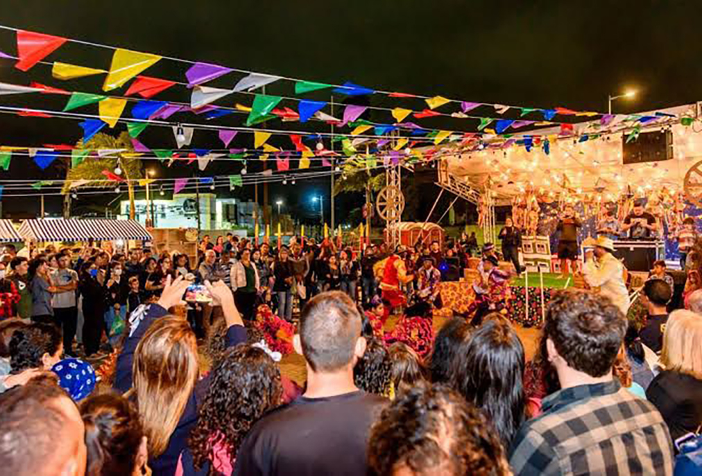 Comidas típicas e quadrilha marcam Arraiá no Jardim Caiçara, em Cabo Frio