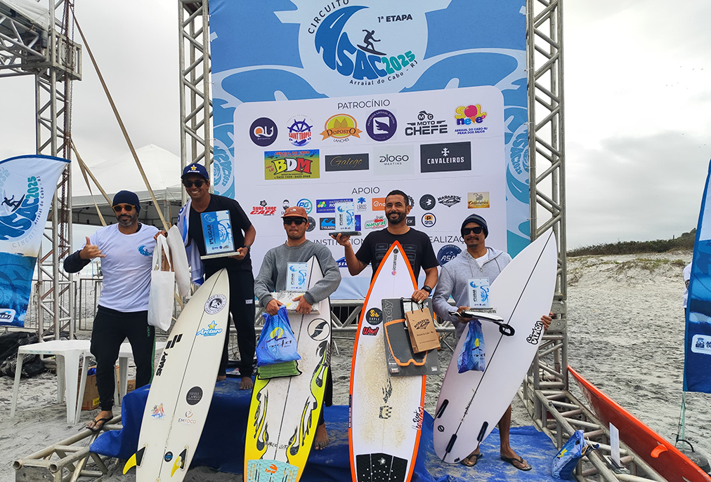 Surf e música agitam final de semana esportivo em Arraial do Cabo