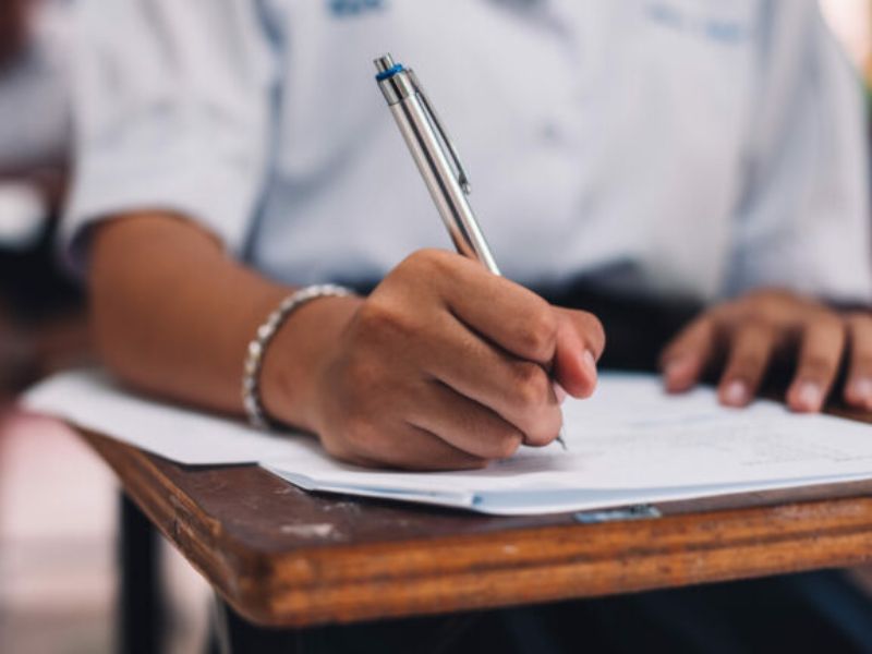 Rio das Ostras tem vagas para pré-vestibular social; veja como se inscrever