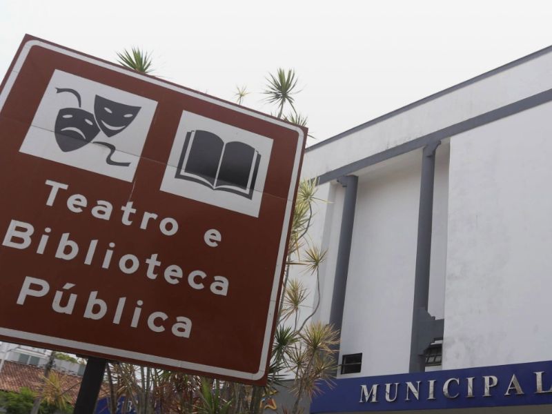 Rio das Ostras faz oitiva no Teatro Municipal sobre uso dos recursos da PNAB