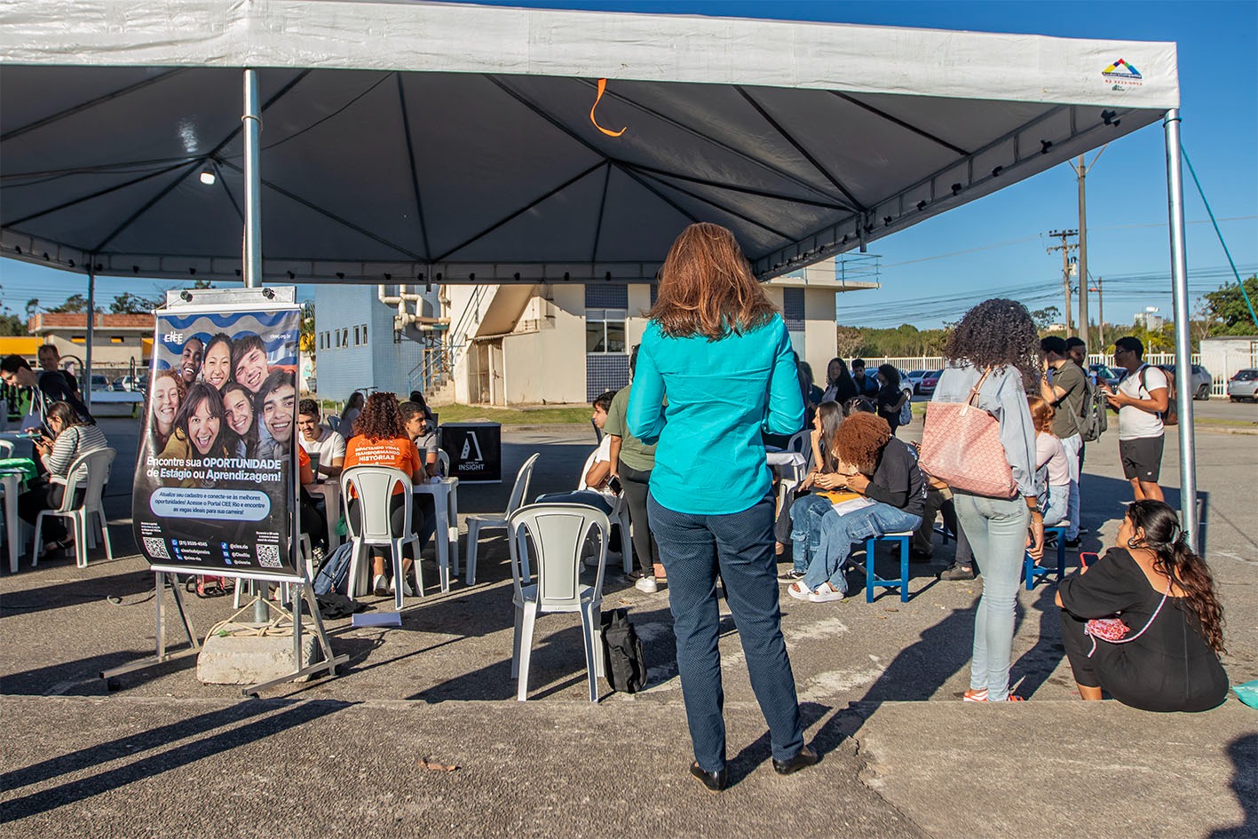 Primeira edição da Feira de Estágio reúne estudantes e empresas em Macaé