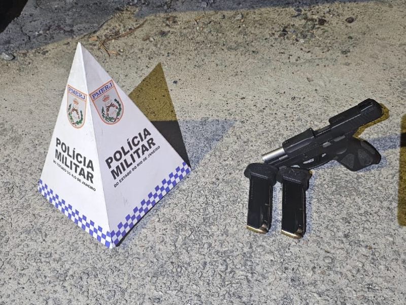 Homem que roubou cofre com pistola e munições é preso pela PM em Casimiro de Abreu