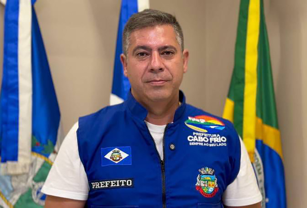 Prefeito de Cabo Frio tenta driblar rombo de R$ 40 milhões e aposta em medidas polêmicas