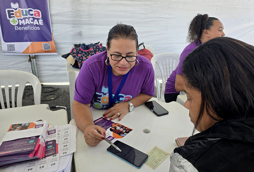 Aplicativo Educa Mais tem novo modelo e recebe suporte presencial na Cidade Universitária em Macaé
