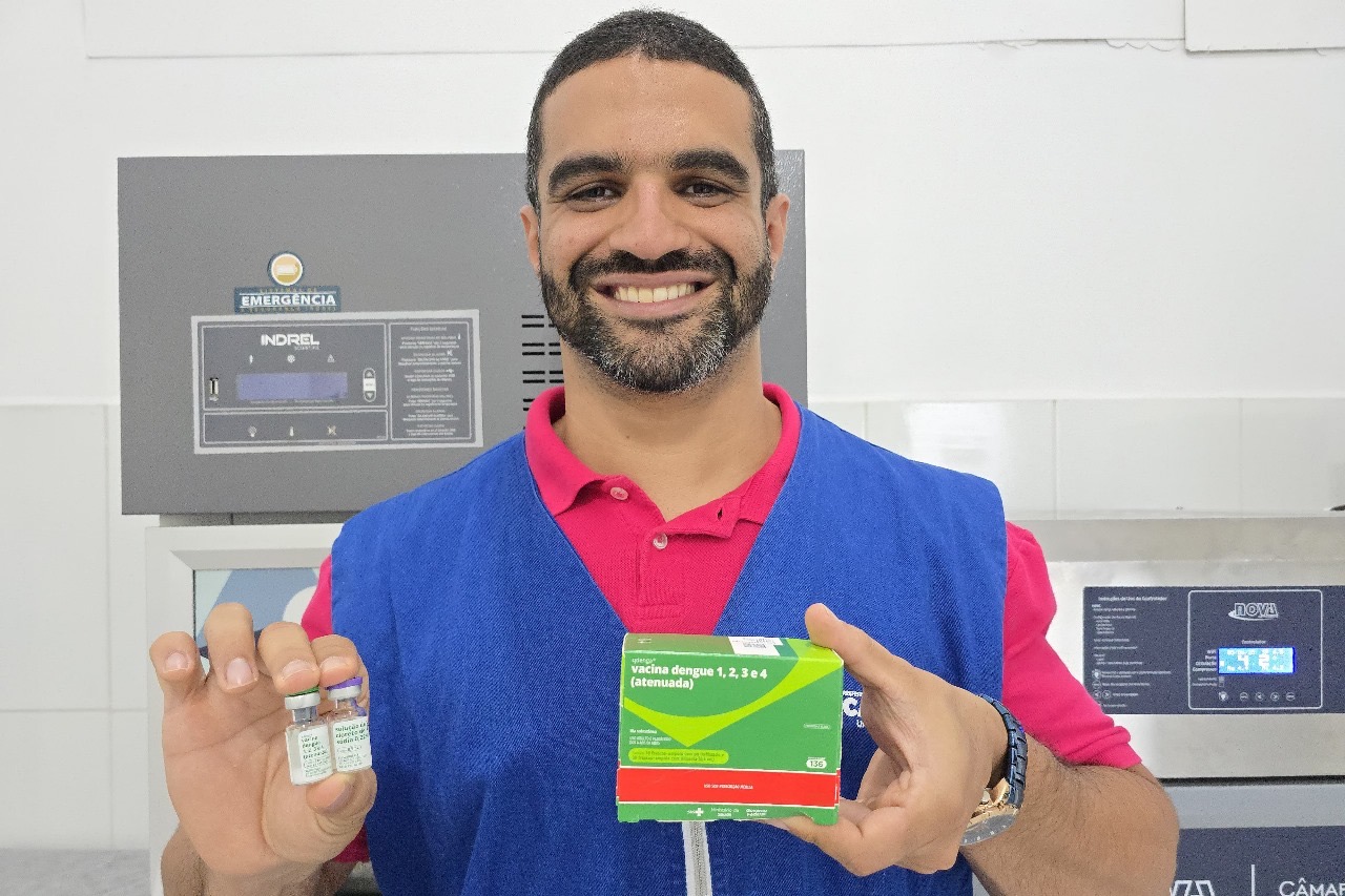 Segunda dose da vacina contra a dengue começa a ser aplicada em Campos