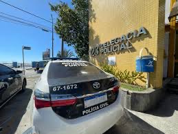 Operação da Polícia Civil prende acusado de tentativa de homicídio por disputa entre facções