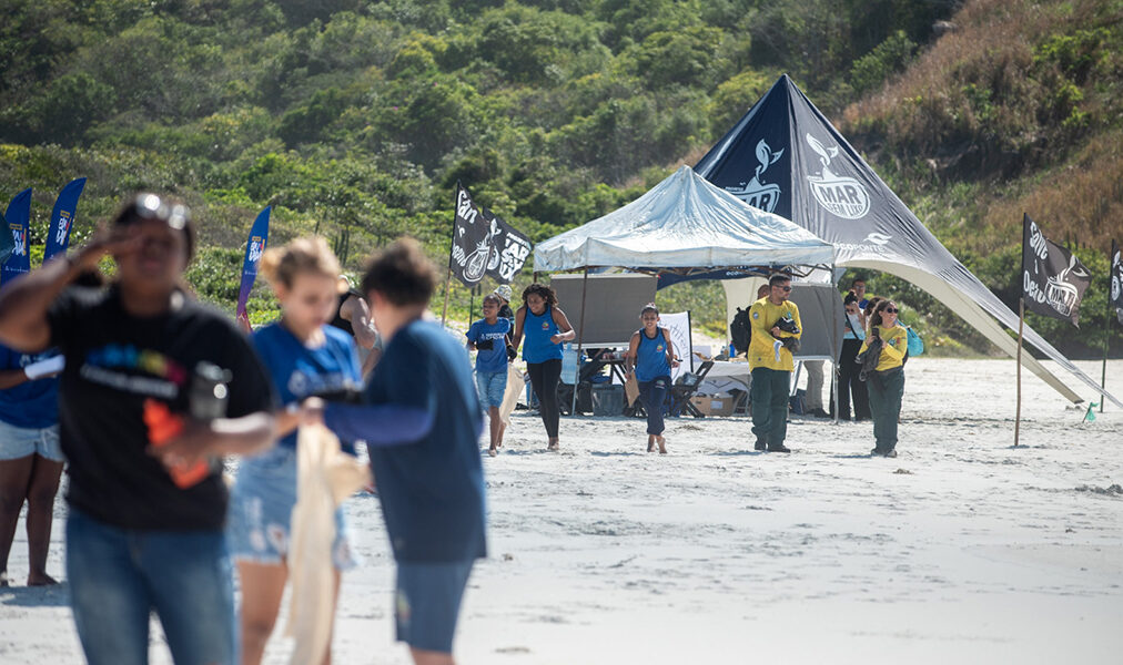 Semana de Limpeza do Litoral segue com programação até sábado em Cabo Frio