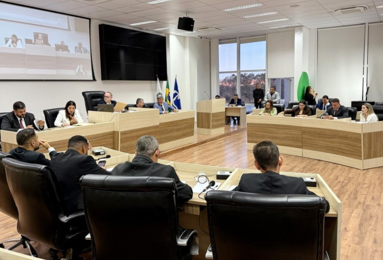 Câmara aprova requerimentos visando mais segurança no trânsito de Macaé