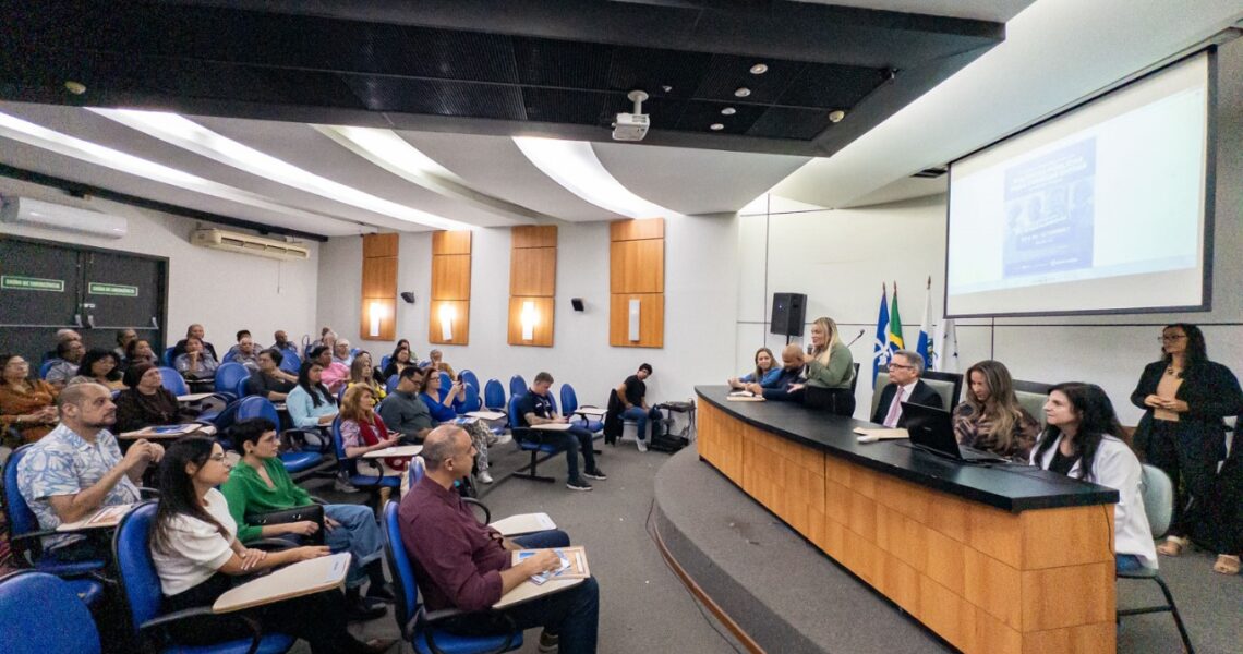 Encontro regional reúne gestores em Macaé para discutir direitos da população idosa
