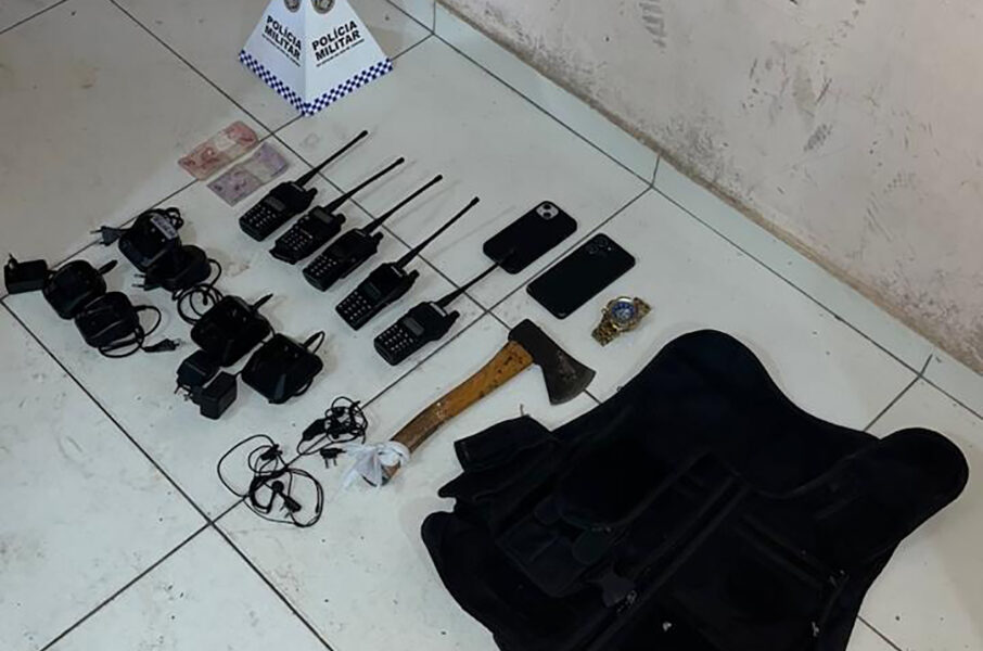 Após confronto entre ADA e TCP, PM prende dois por tráfico em Conceição de Macabu
