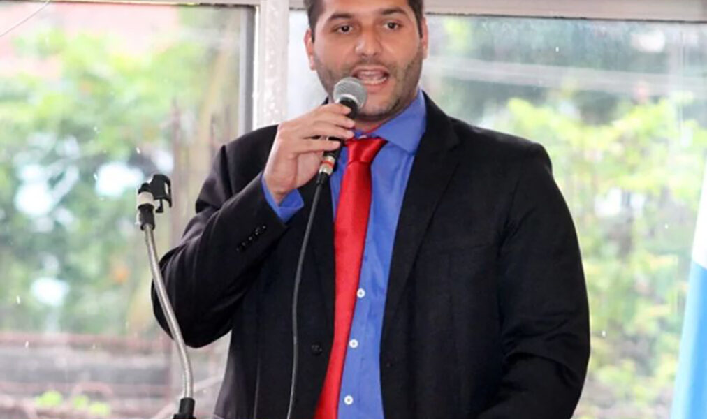 Vereador de Maricá é cassado por ataques ao TRE-RJ durante eleições de 2024