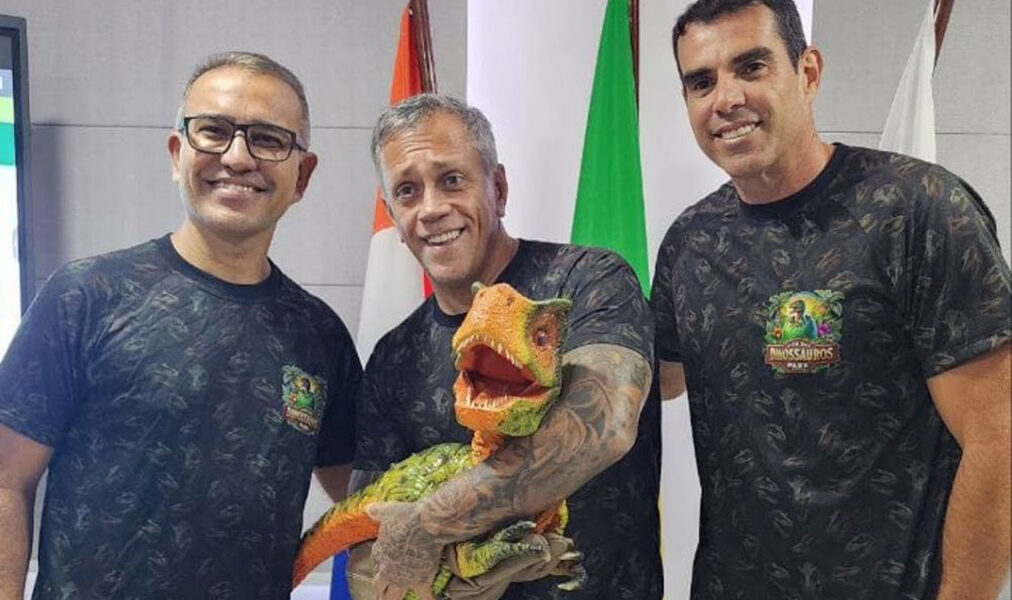 Comunidade de Iguaba Grande vai escolher nome do mascote da Ilha dos Dinossauros