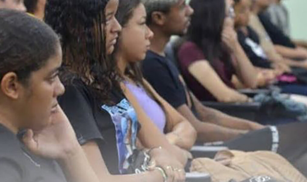 Programa Jovem Aprendiz de Iguaba garante experiência e renda a jovens do município