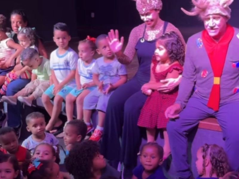 Teatro de Silva Jardim tem programação especial para as crianças em outubro