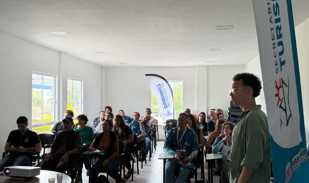 Evento de Arraial reúne guias locais para desenvolver turismo de aventura e contemplação