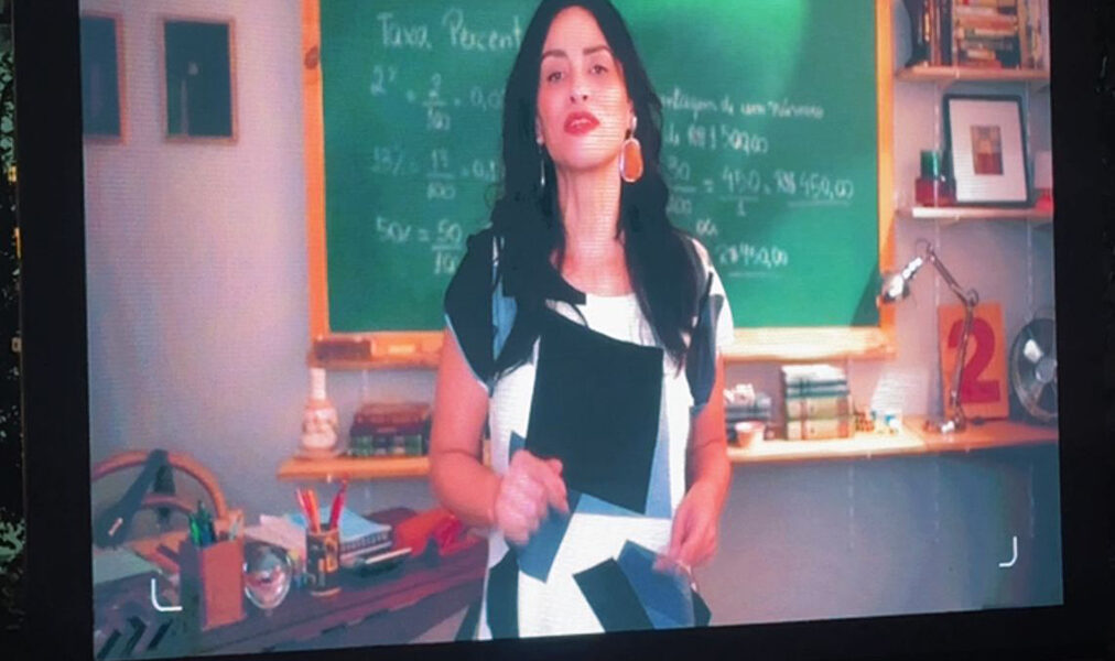 Arte e conscientização se unem em exibição pública de Cabo Frio sobre o combate ao câncer de mama