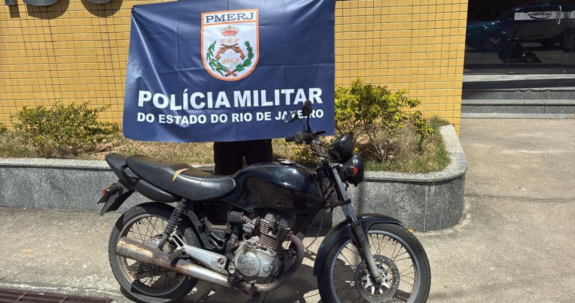 Durante patrulhamento, PM prende motociclista com veículo adulterado em Quissamã