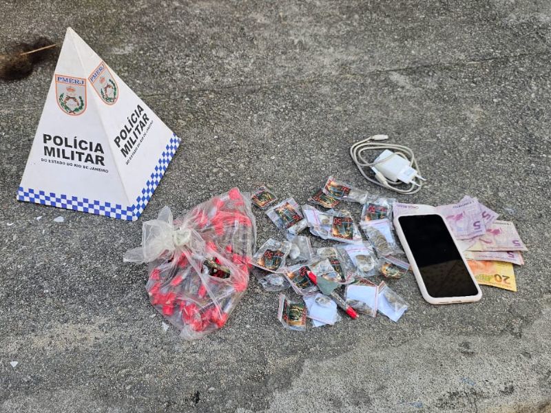 Polícia prende homem com drogas no Nova Esperança, em Rio das Ostras