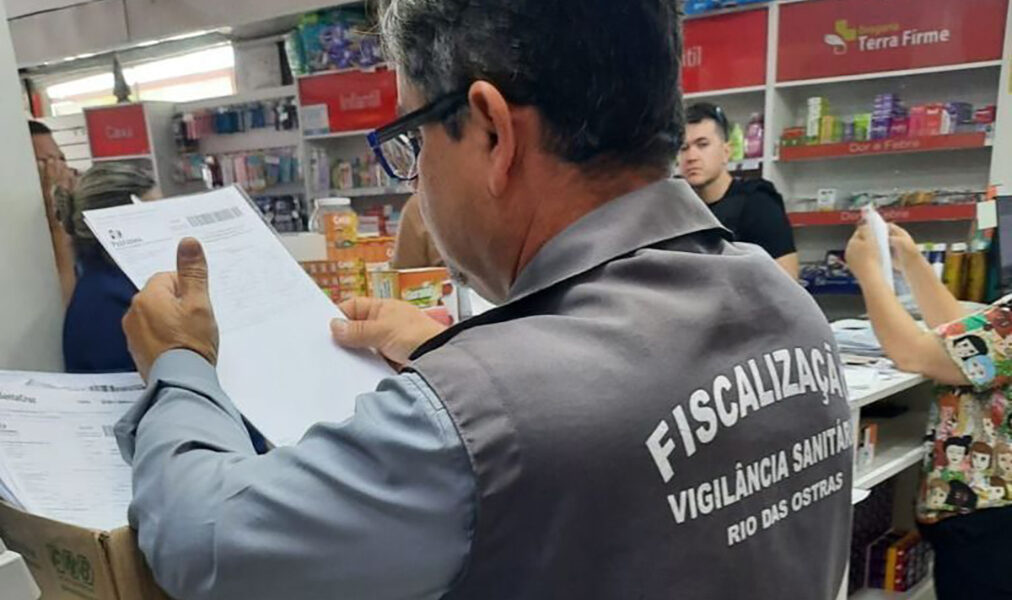 Operação da PF em Rio das Ostras tem farmácia interditada e uma pessoa presa nessa terça (11)