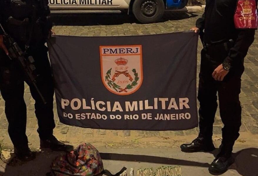 Arraial do Cabo registra apreensão de mochila com droga após denúncia