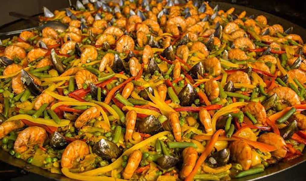 Arraial do Cabo celebra a boa mesa com três dias de festa e muita música