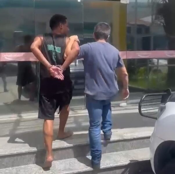 Polícia Civil prendeu em Macaé homem que agrediu professor com facadas