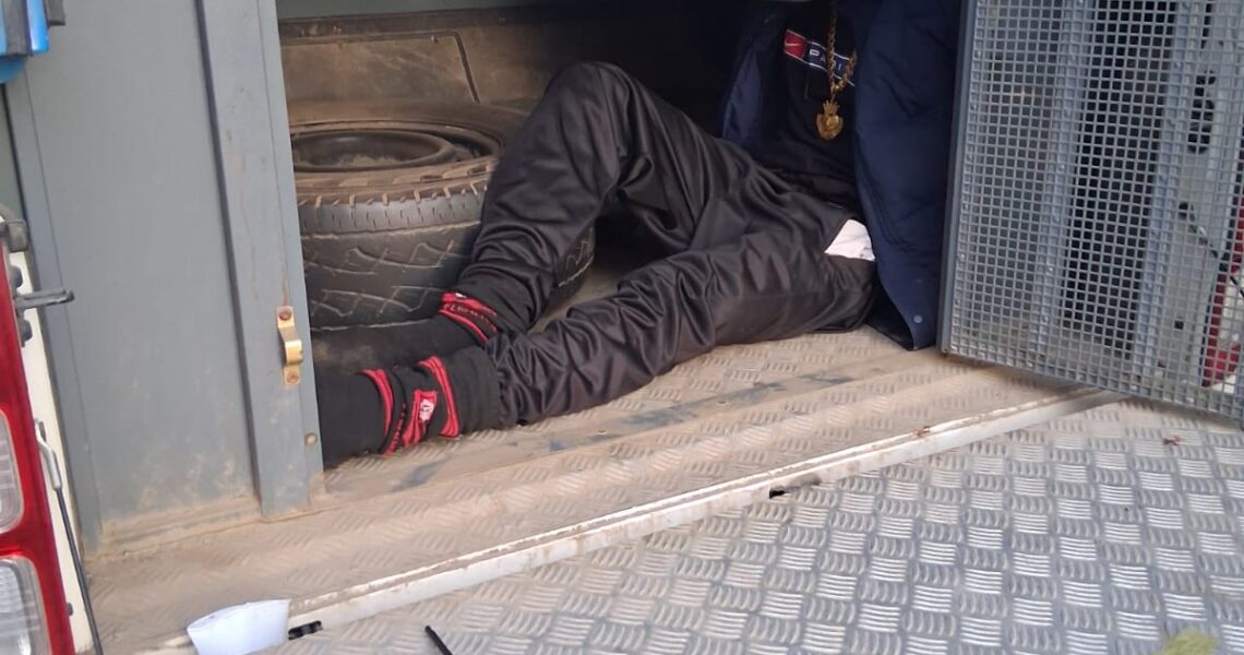 Operação do 32º BPM reforça repressão ao crime organizado e resulta em detenção na Nova Holanda em Macaé