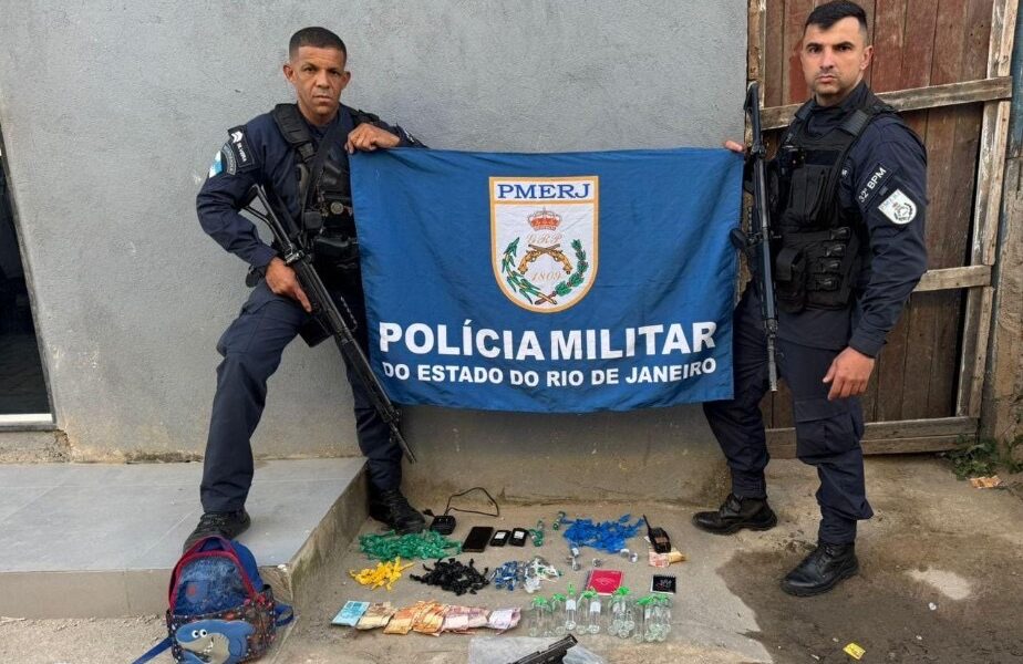 Homem é detido com drogas e arma durante operação conjunta em bairro de Macaé