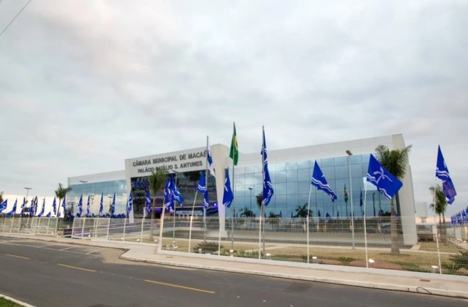 Lei cria homenagem ao futebol feminino e incentiva mulheres do campo