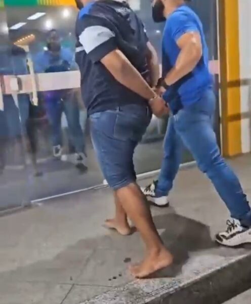 Homem é preso após tentar esconder drogas na boca durante operação no Parque Aeroporto