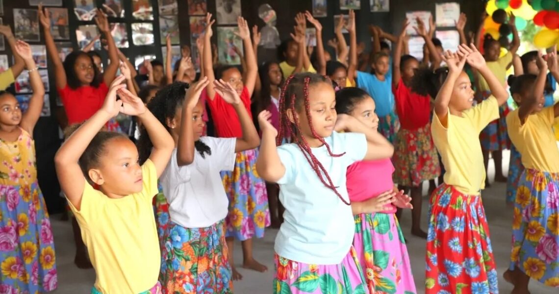 Dança, jongo e patrimônio quilombola foram destaques em celebração da Consciência Negra em Quissamã