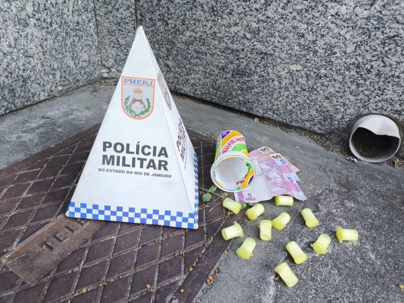 Patrulha da PM prende mais um homem por tráfico no Recanto, em Rio das Ostras