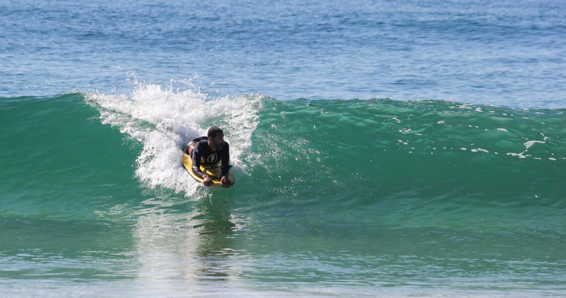 Campeonato de bodyboarding promete agitar o litoral macaense nos dias 15 e 16