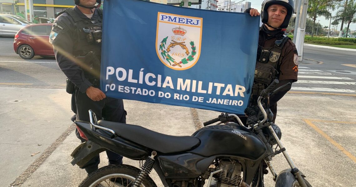 Patrulhamento na Imbetiba resulta na recuperação de motocicleta roubada