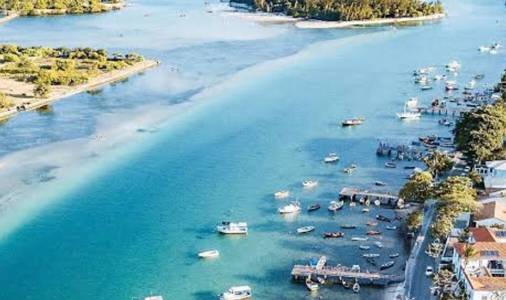 Guarda Marítima de Cabo Frio investiga vazamento de óleo no Canal Itajuru